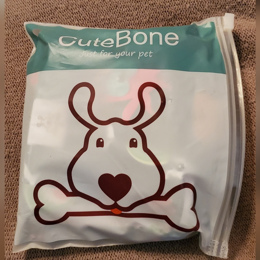 NWOT CuteBone Bellyband Diapers, size small